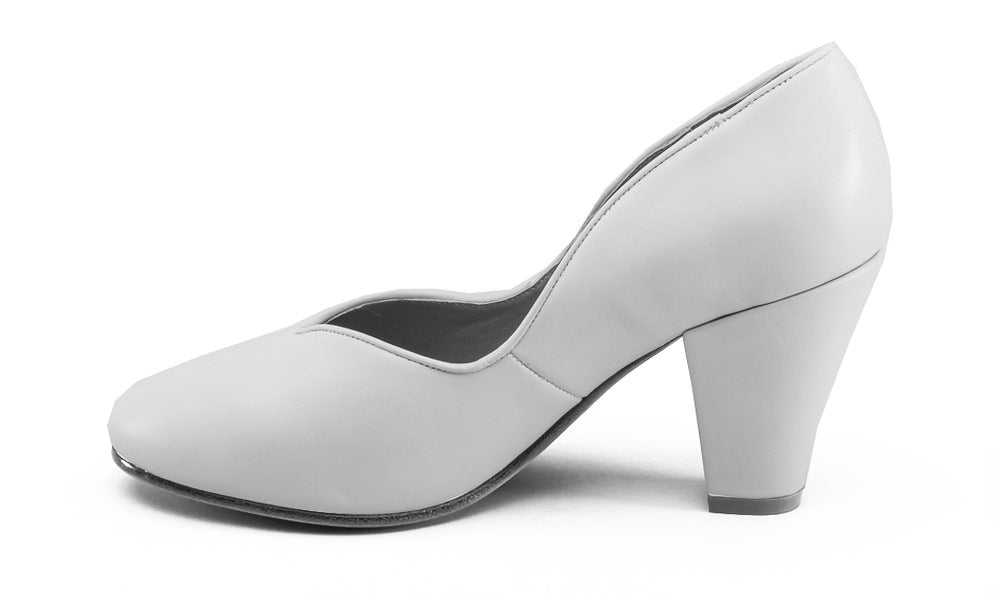 Marilyn Vintage Pumps (Soft Ivory)