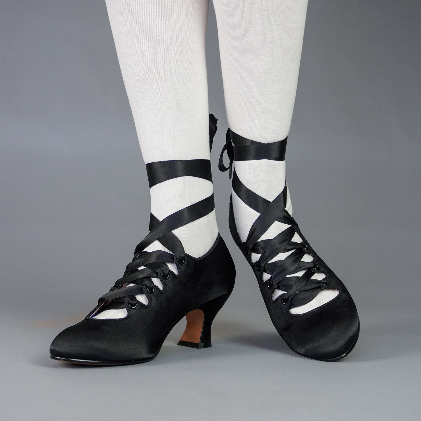 Foxtrot Edwardian Pump (Black)