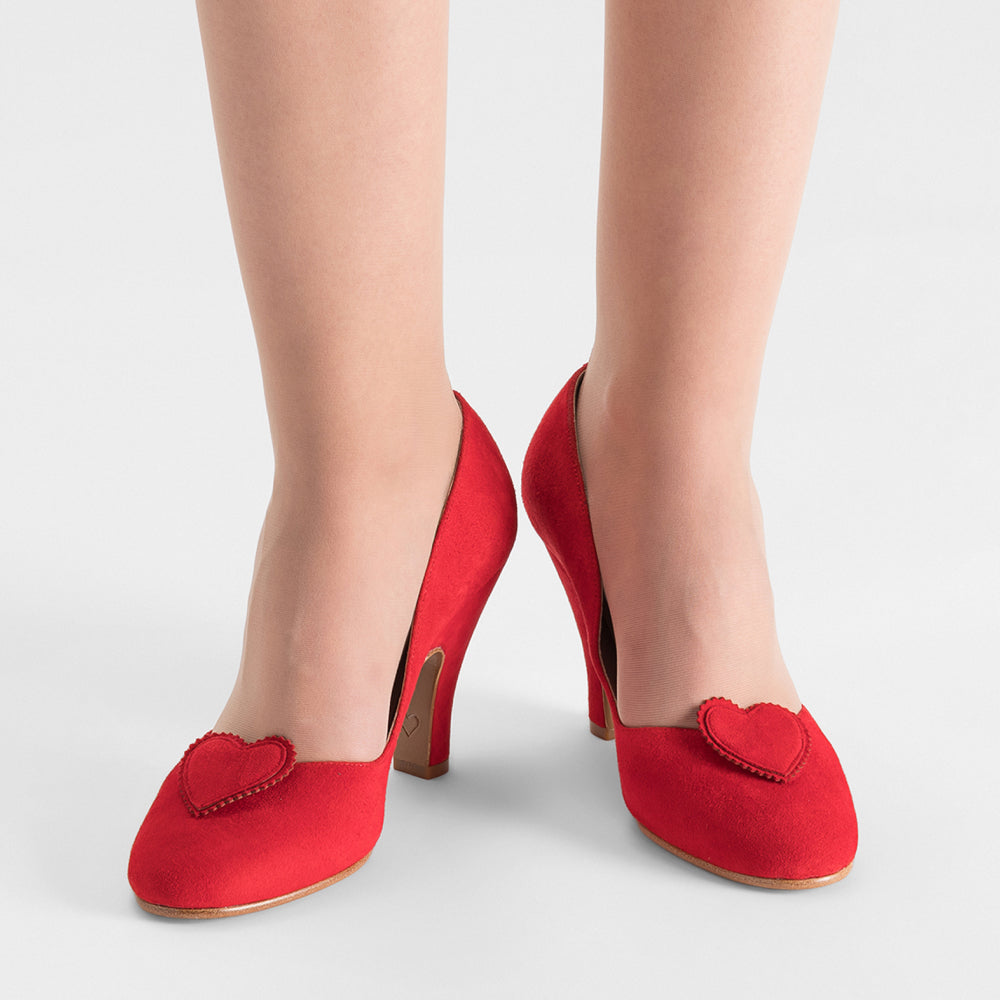 Ginger Vintage Pumps (Crimson Suede)