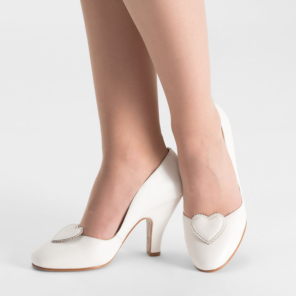 Ginger Vintage Pumps (Soft Ivory)