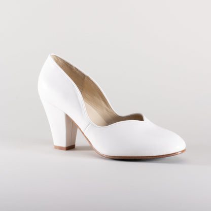 Marilyn Vintage Pumps (Soft Ivory)