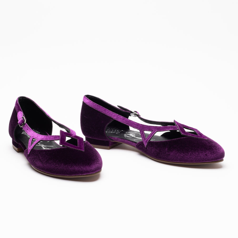 Mildred Vintage Flats (Crystal Ball)