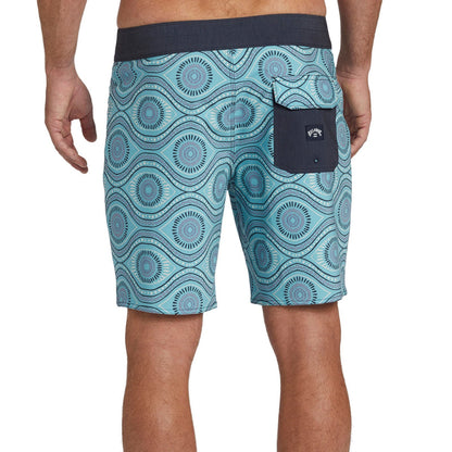 Billabong Mens Good Times 17.5" Performance Board Shorts