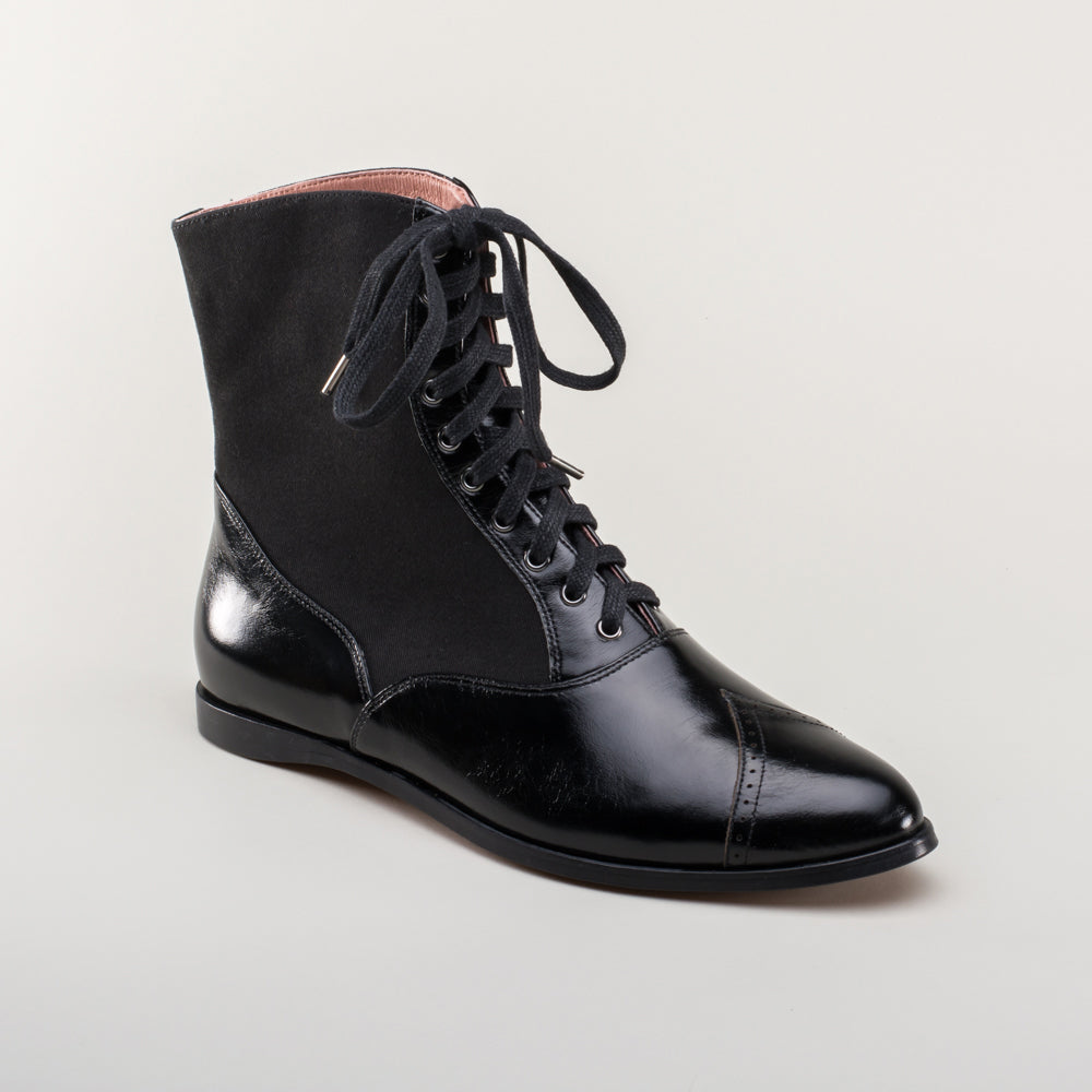 Anne Boots (Black)