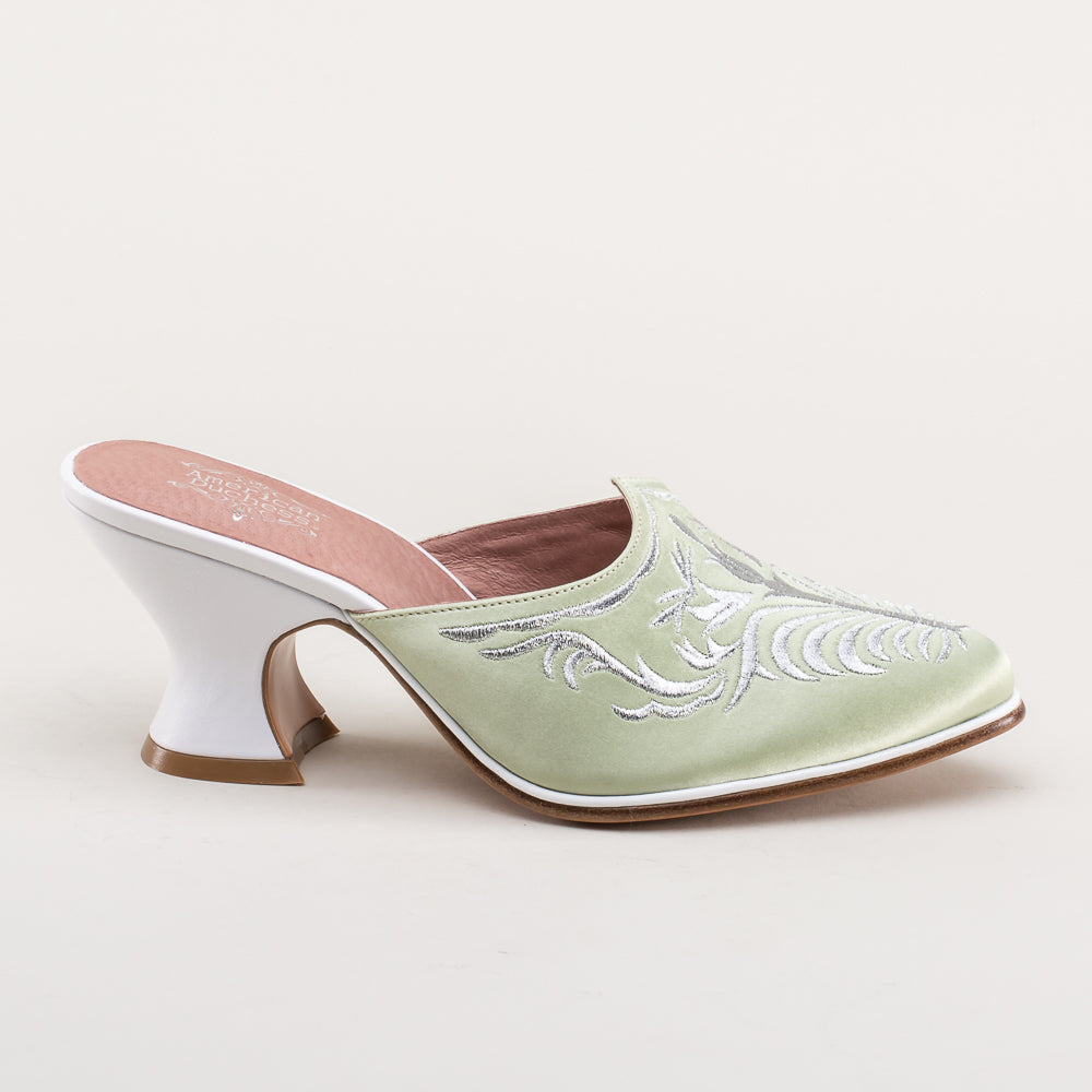 Antoinette 18th Century Mules (Green)