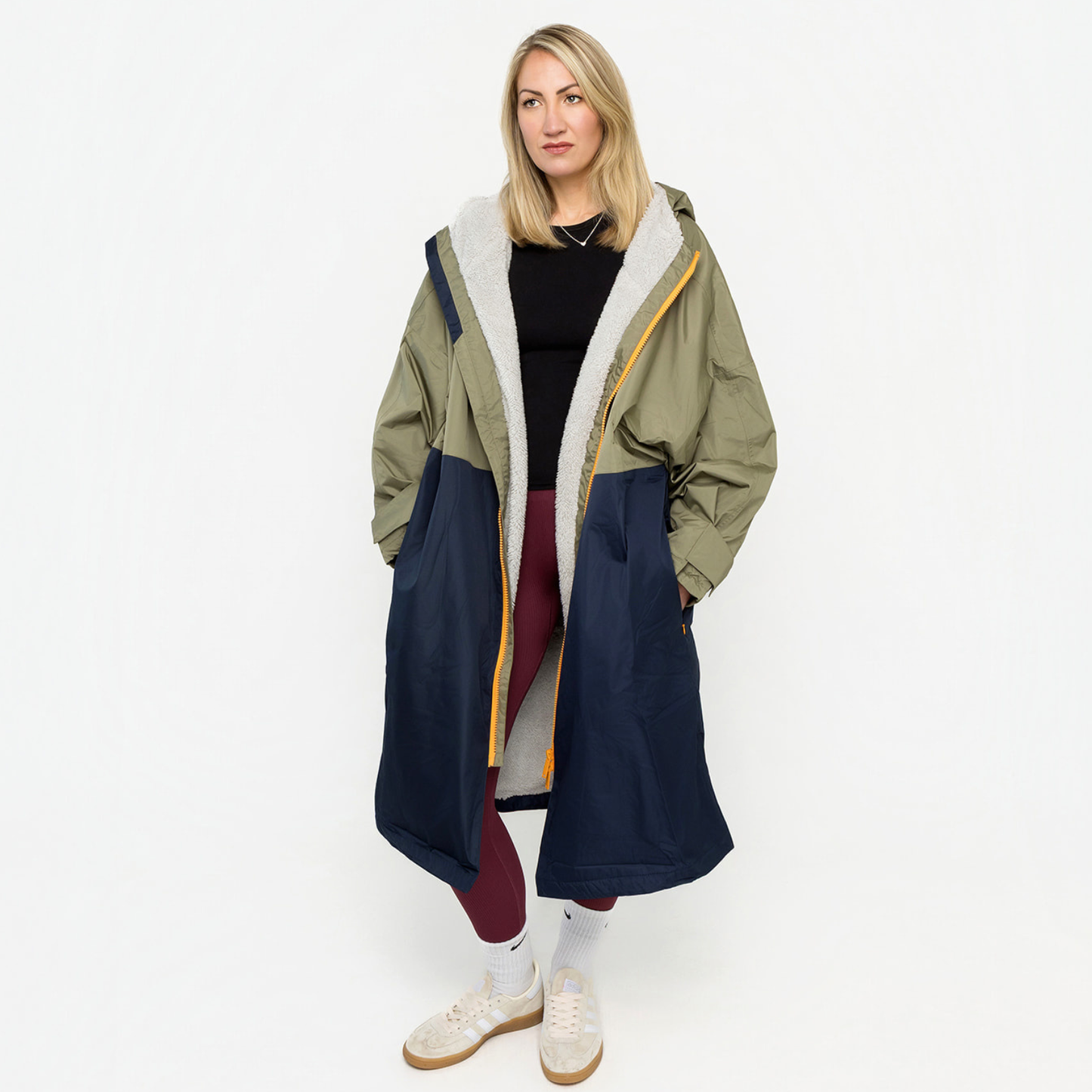 Bench Rira Waterproof Changing Robe