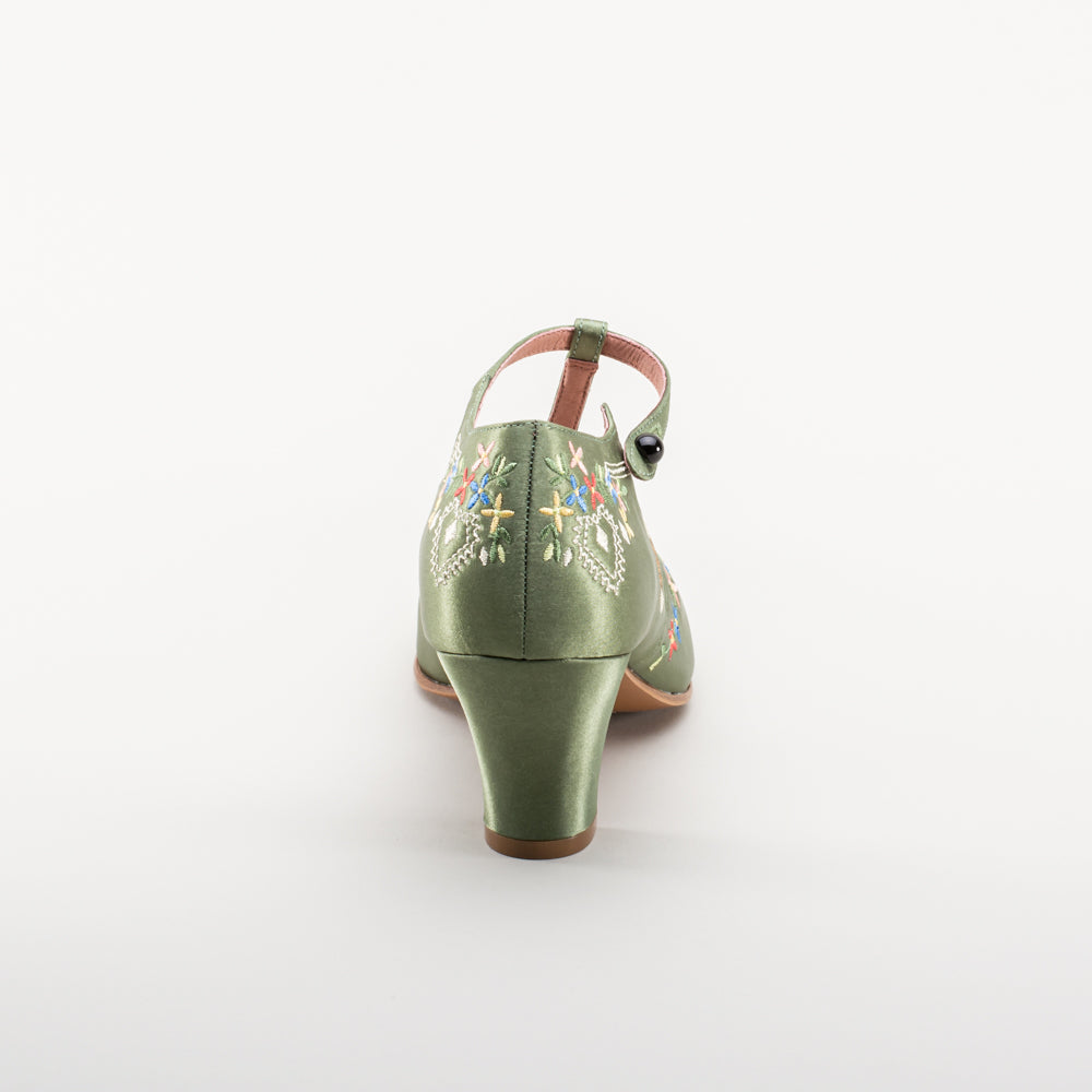 Daisy Embroidered T-Straps (Green)