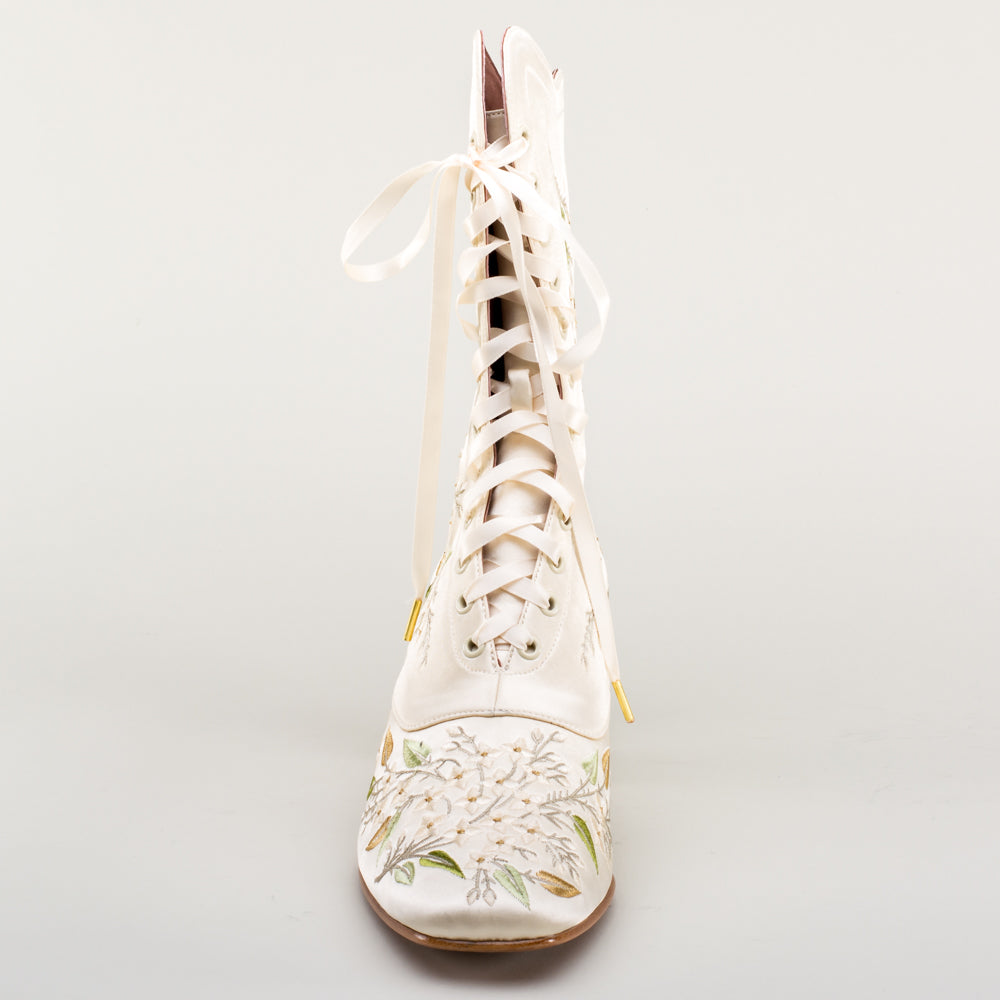 Flora Women's Embroidered Boots (Ivory)