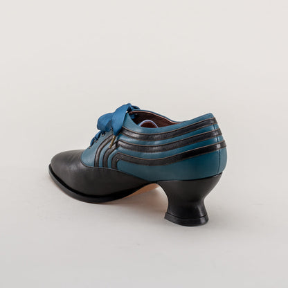 Bernadette Women's Edwardian Oxfords (Blue/Black)