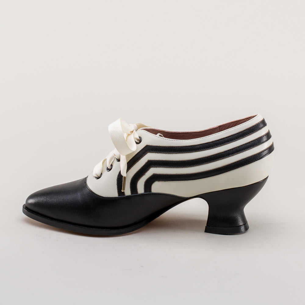 Bernadette Edwardian Oxfords (Ivory/Black)
