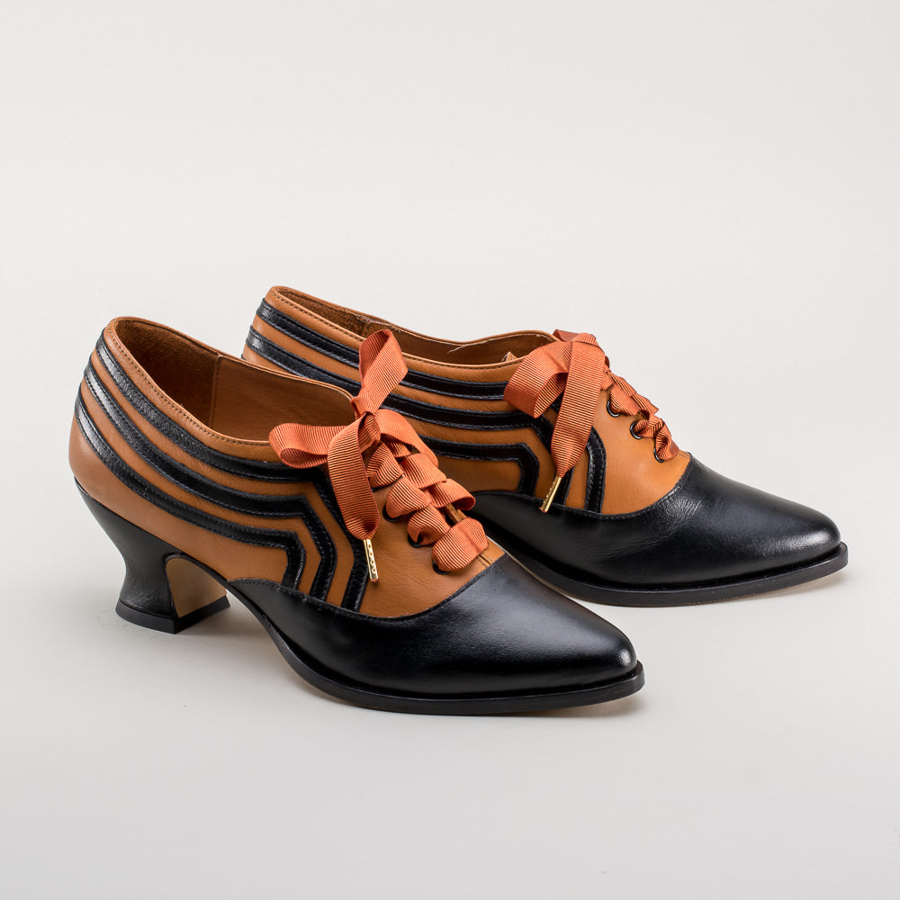 Bernadette Women's Edwardian Oxfords (Cognac/Black)