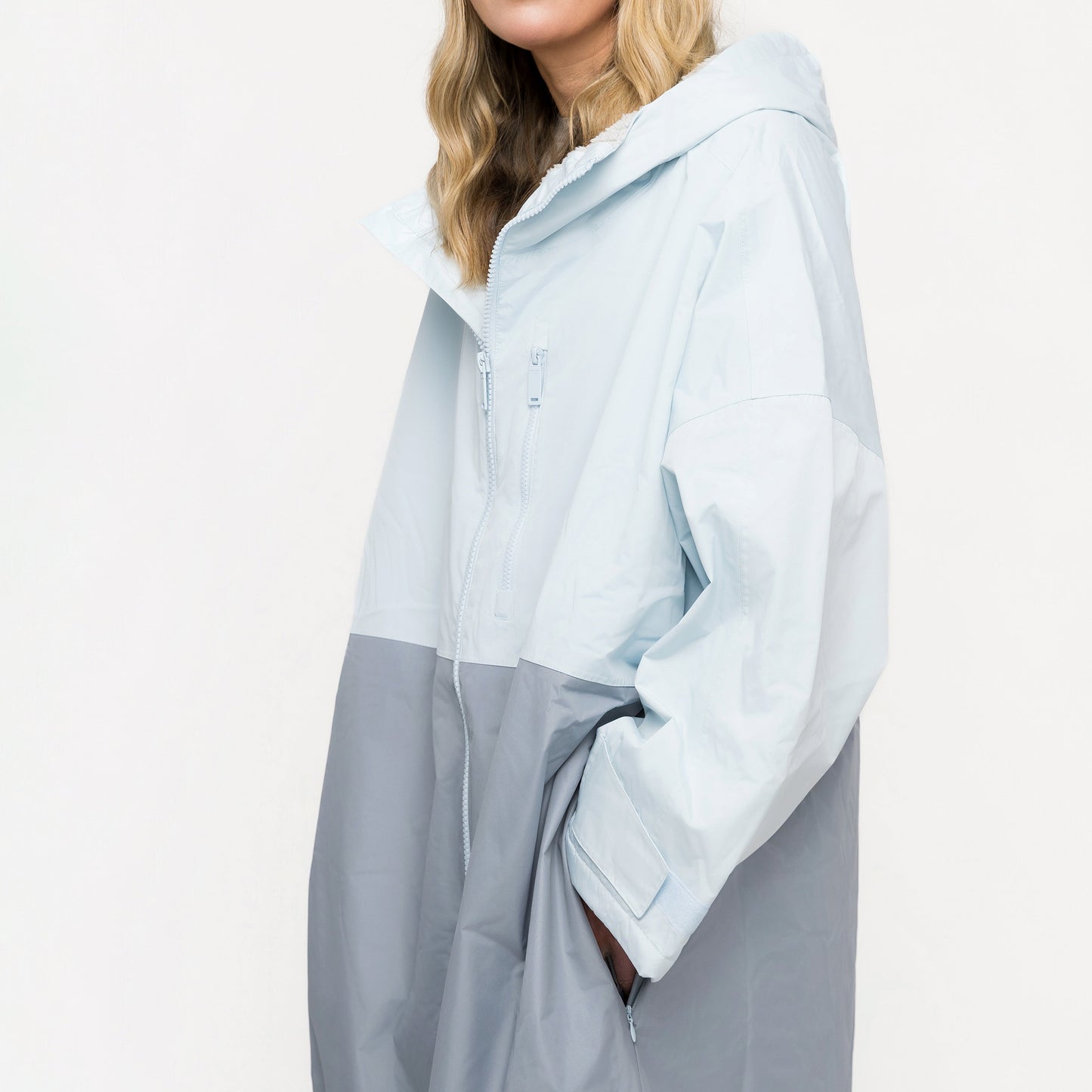 Bench Rira Waterproof Changing Robe