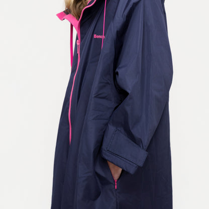 Bench Leacy Waterproof Changing Robe