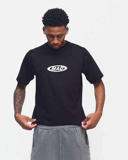 CAMISETA MAD LOGO PRETA - Four Street