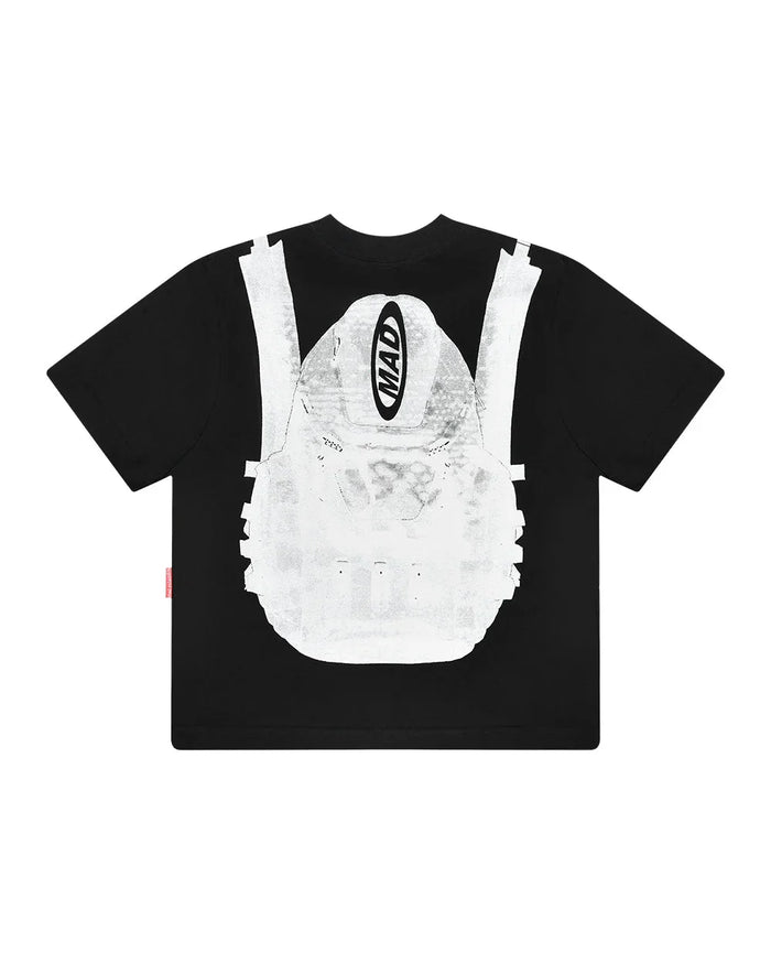 CAMISETA MOCHILA MAD PRETA - Four Street