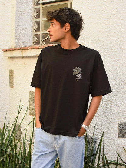 Camiseta Boxy Flowers - Four Street