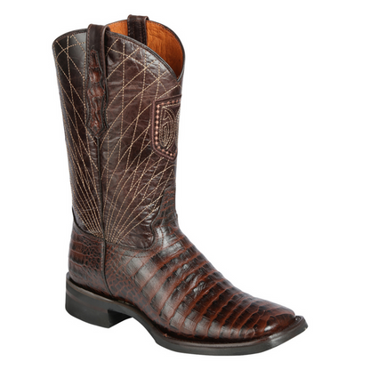 Brown cowboy boot with intricate design o