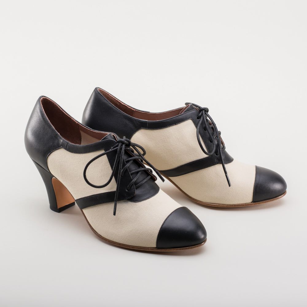 Evelyn Retro Oxfords (Tan/Black)