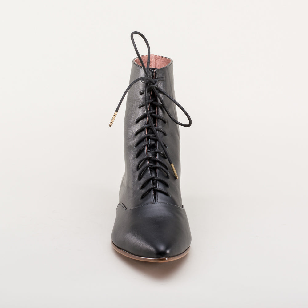 Hartfield Regency Leather Boots (Black)