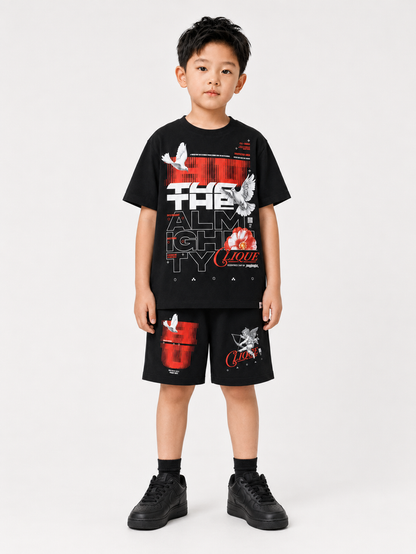 Highly Undrtd Kids 'The Almighty' shorts in black and red, casual kids' shorts with sporty design and elastic waistband.