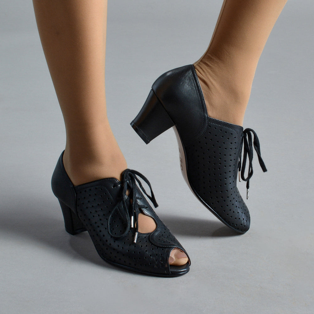 Jenny Vintage Oxfords (Black)