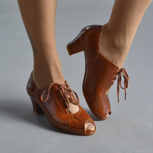 Jenny Vintage Oxfords (Chestnut Brown)