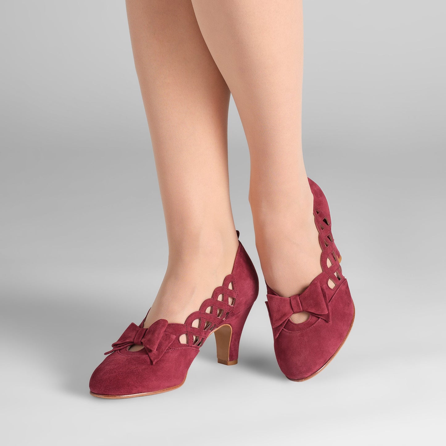 Jessie Vintage Pumps (Wine Suede)