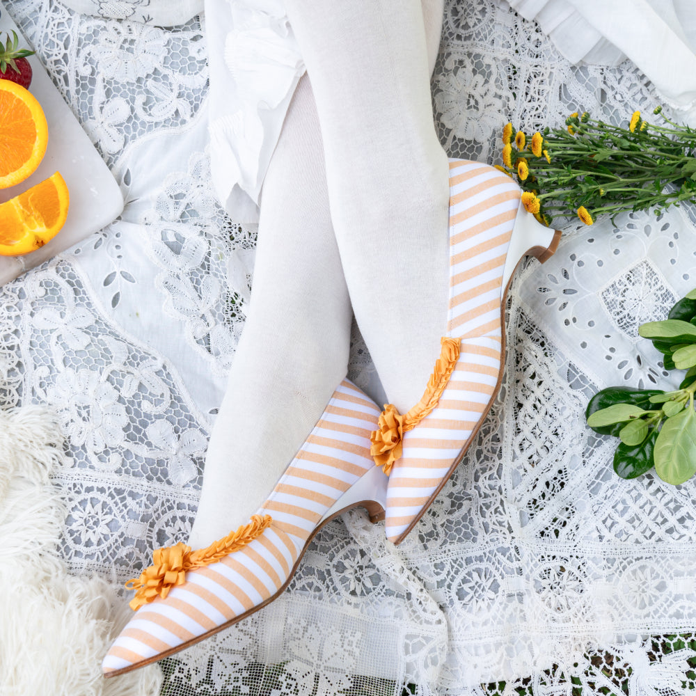 Josephine 18th Century Pumps (Yolk Yellow/White)