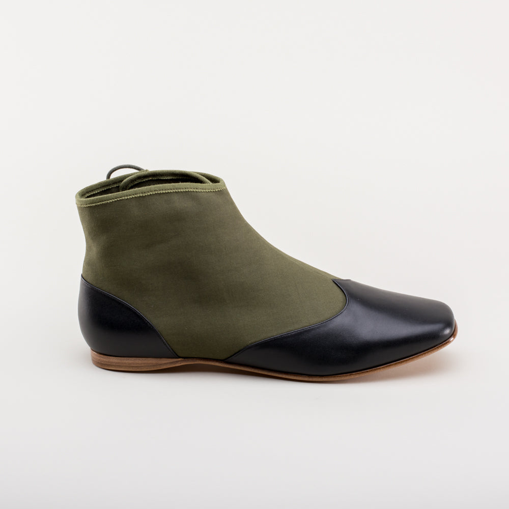 Keckley Victorian Side-Lace Boots (Green/Black)
