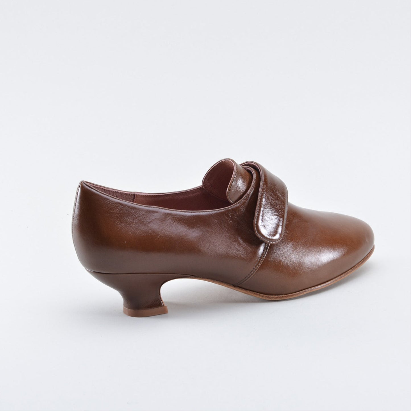 Kensington 18th Century Leather Shoes Wide (Walnut)