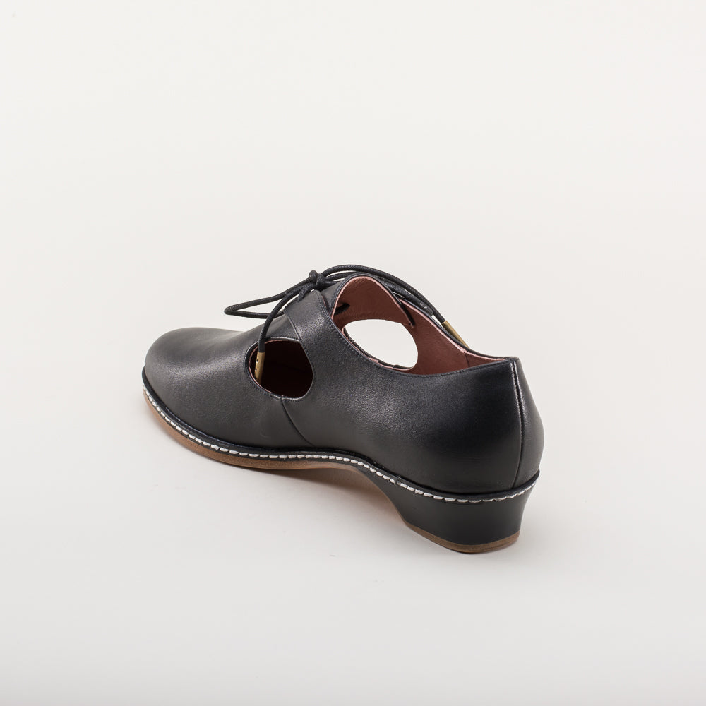 Mary Renaissance Shoes (Black)