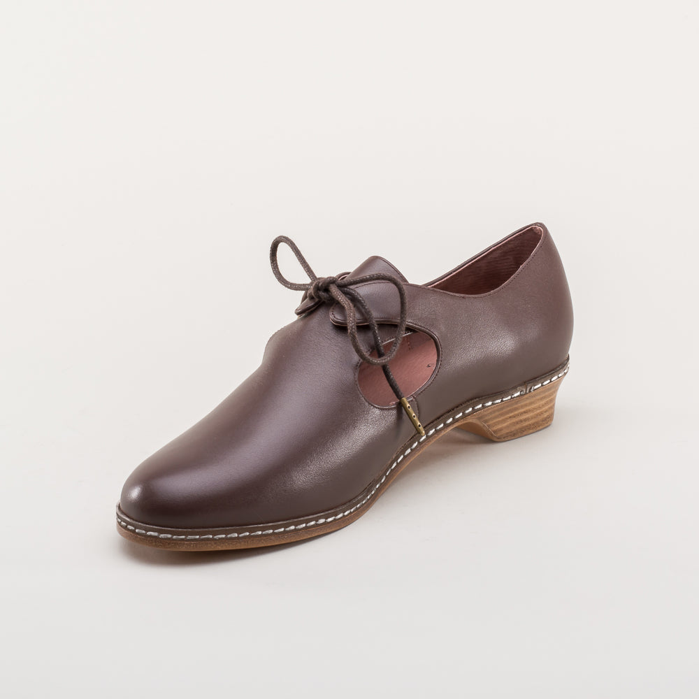 Mary Renaissance Shoes (Brown)