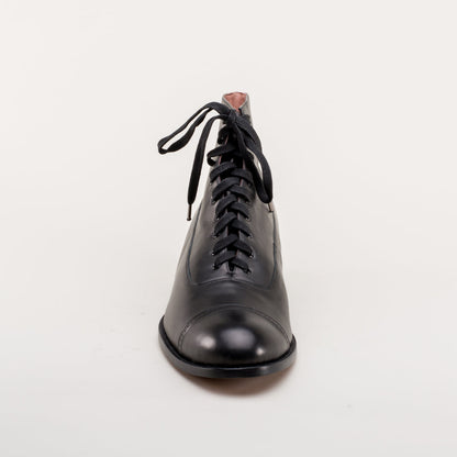 Noble Men's Vintage Lace-Up Boots (Black)
