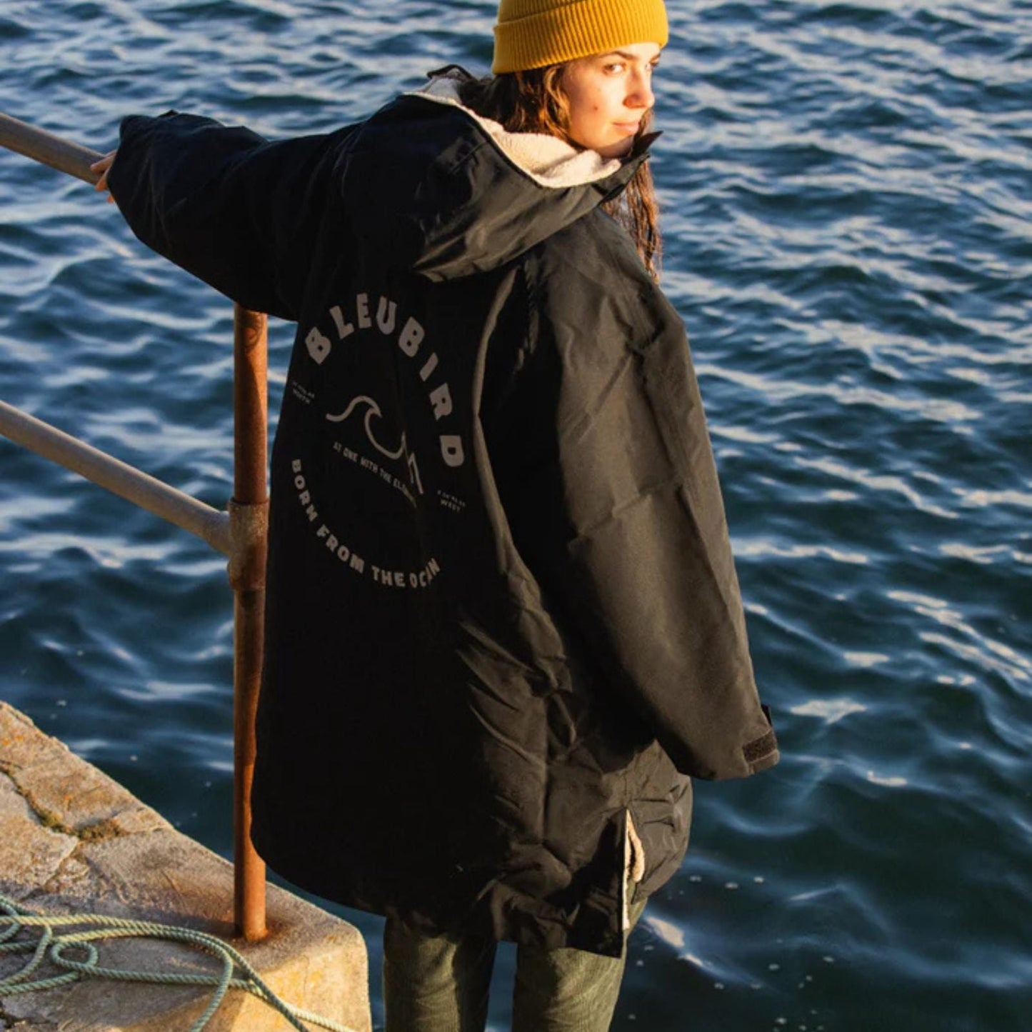 Bleubird Nordic Adults Waterproof Changing Robe