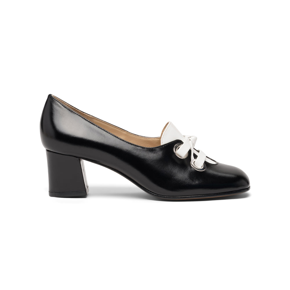 Pattie 1960s Shoes (Black/White)