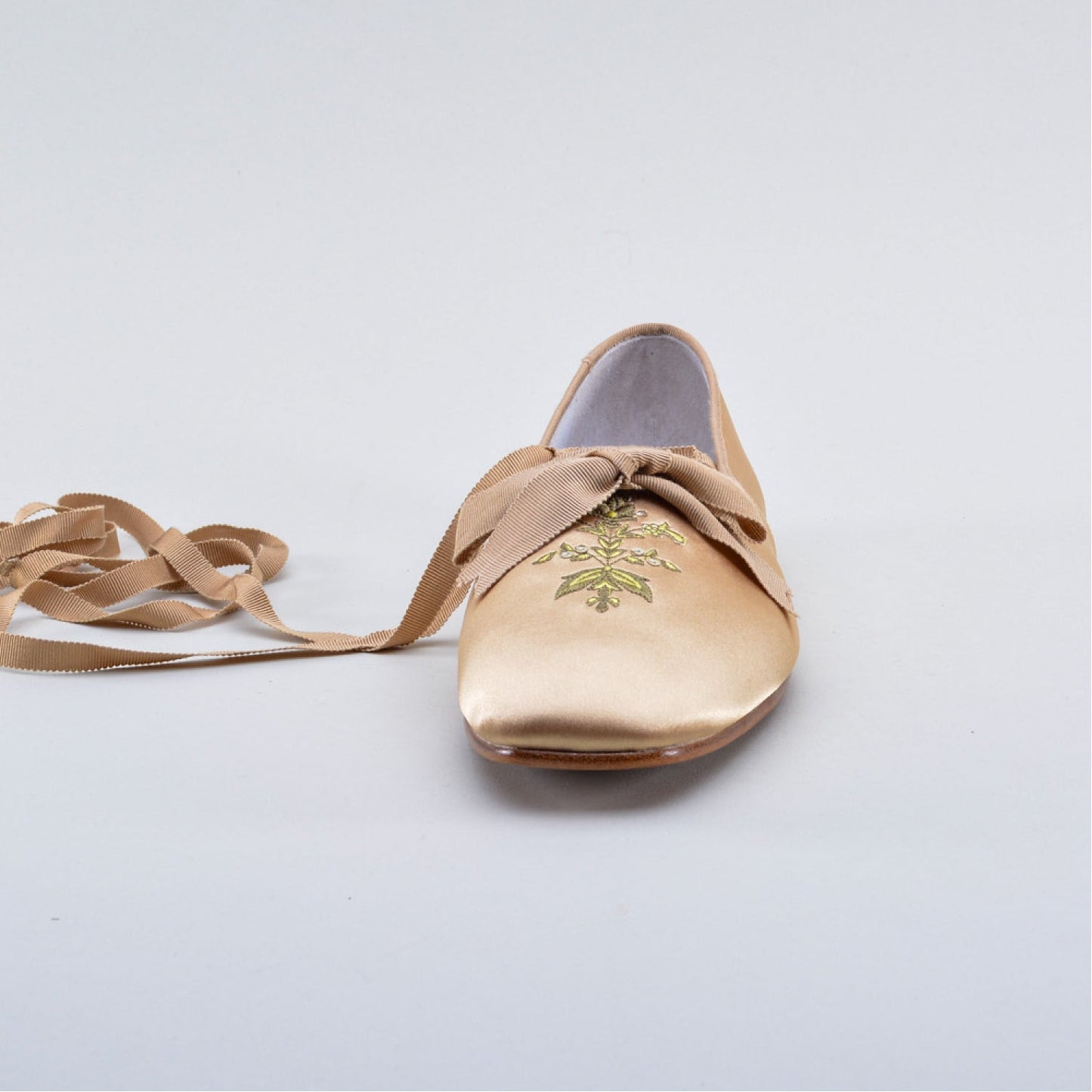 Penelope Regency Slippers (Gold)