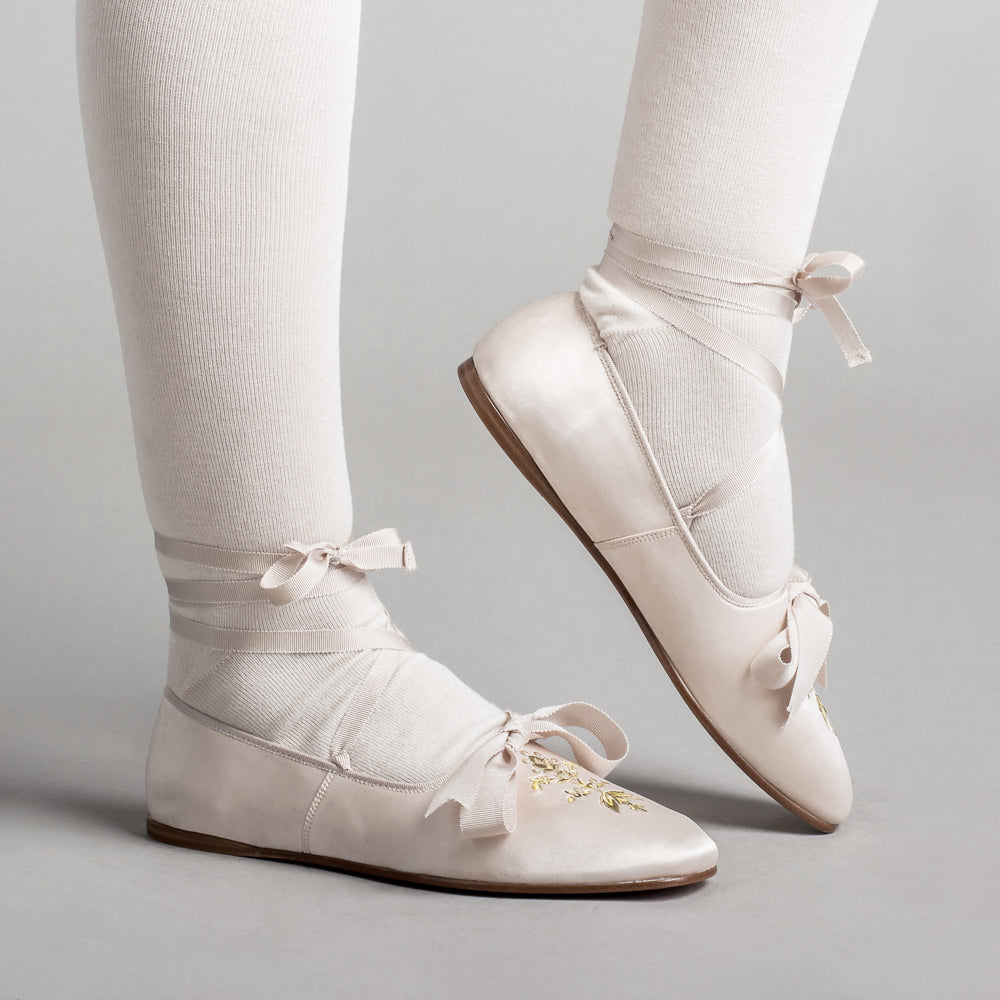 Penelope Regency Slippers (Ivory)