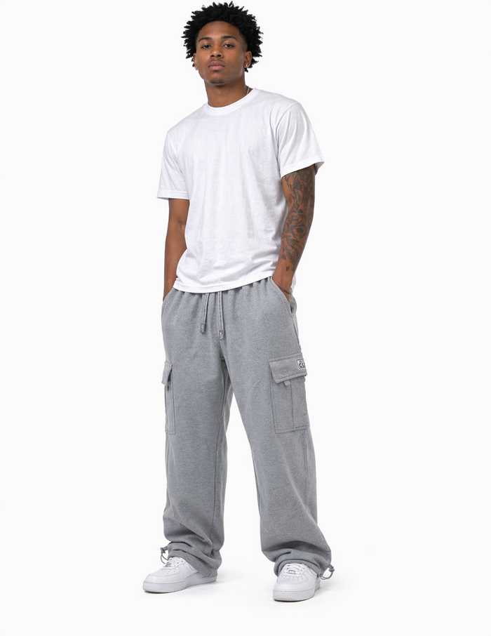 Pro Club heavy fleece cargo sweatpants in heather gray with side pockets and relaxed fit, casual loungewear for men.