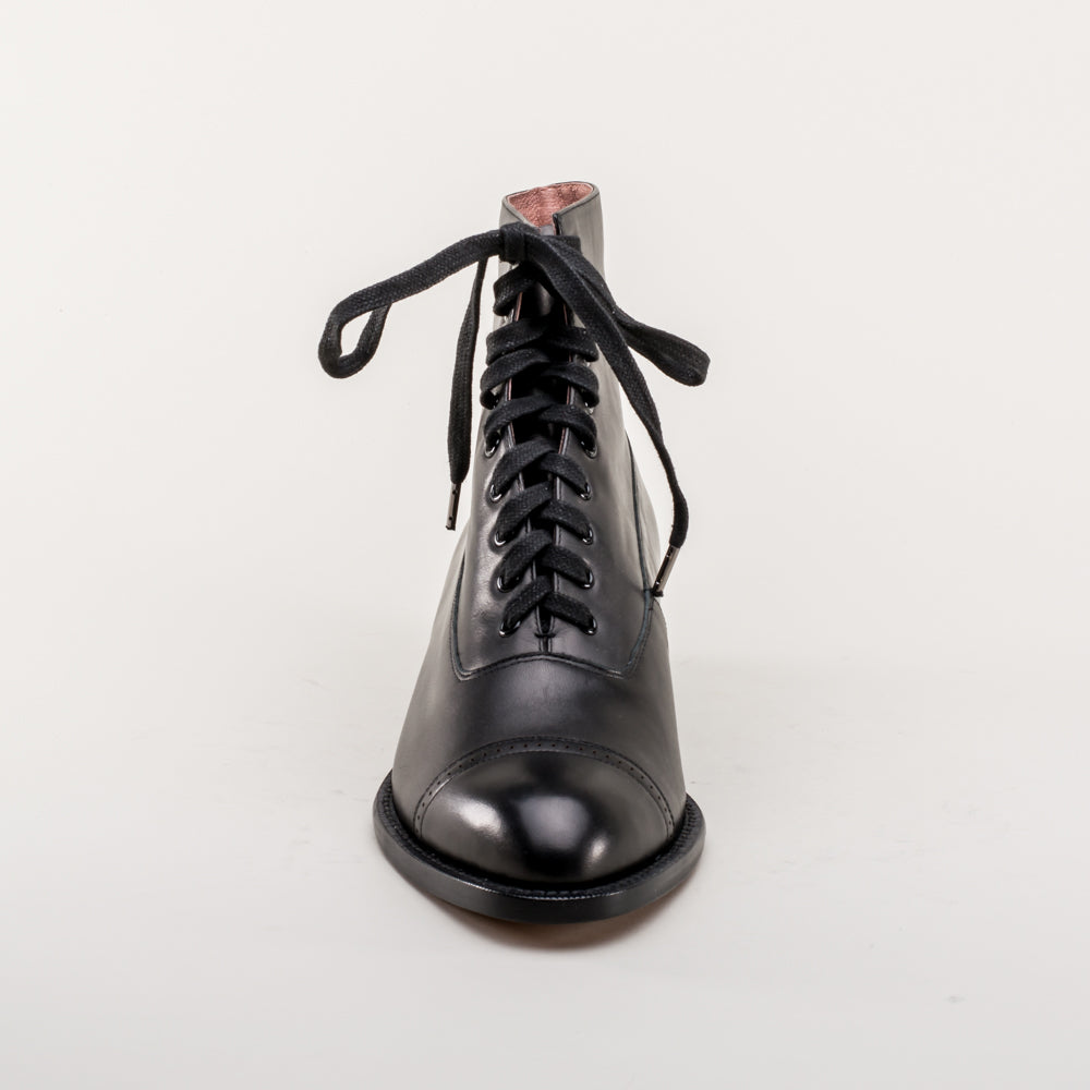 Rainey Vintage Lace-Up Boots (Black)
