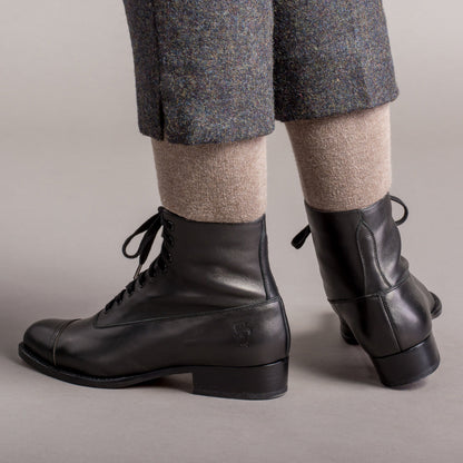 Rainey Vintage Lace-Up Boots (Black)