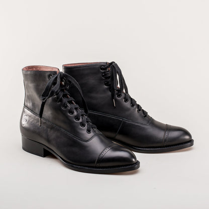 Rainey Vintage Lace-Up Boots (Black)