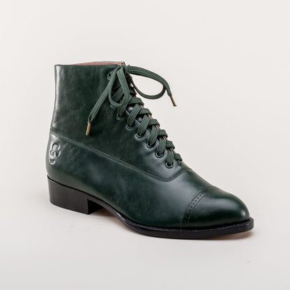 Rainey Vintage Lace-Up Boots (Green)
