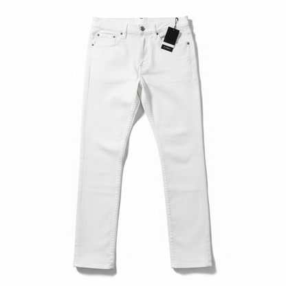 White Waimea Flex plain skinny denim jeans with a sleek fit and classic five-pocket design, displayed on a model.