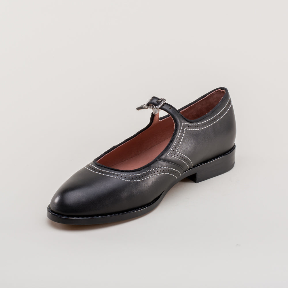 Wednesday Vintage Mary Jane Shoes (Black)