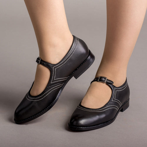 Wednesday Vintage Mary Jane Shoes (Black)