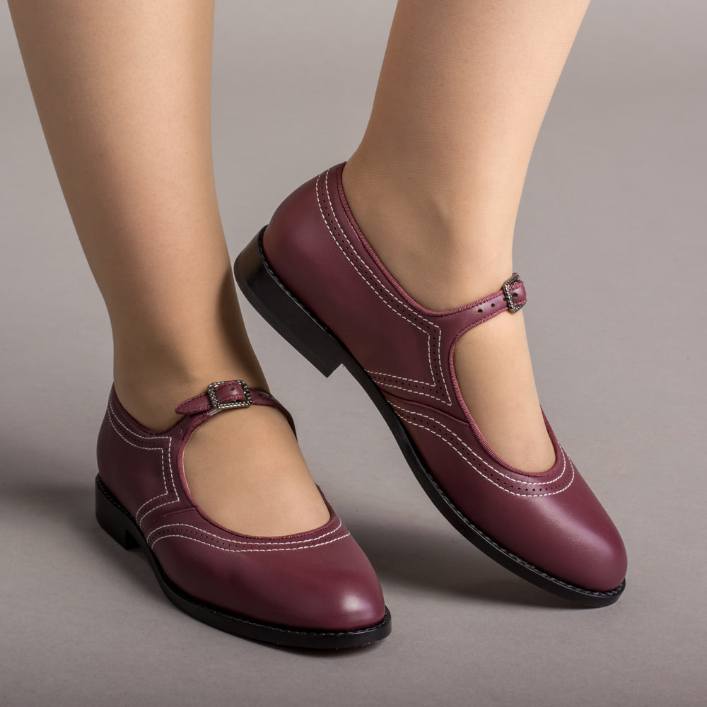 Wednesday Vintage Mary Jane Shoes (Merlot)